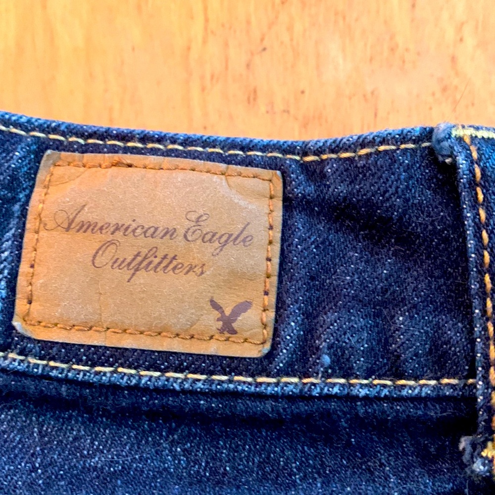American Eagle size 8 straight stretch.Very good condition.